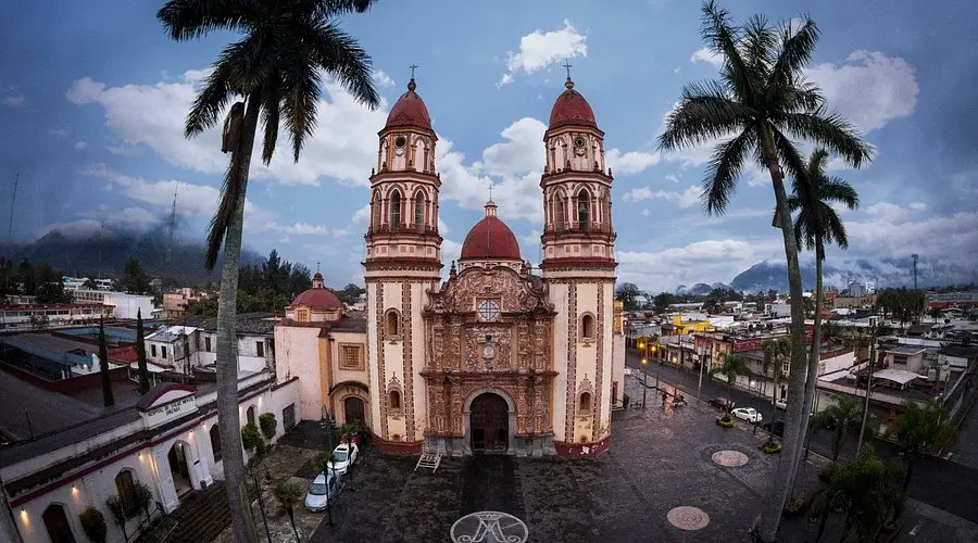 iglesia parque chiariza concordia imprenta cerca - Cómo se llama la iglesia que está en el Parque Central de Heredia