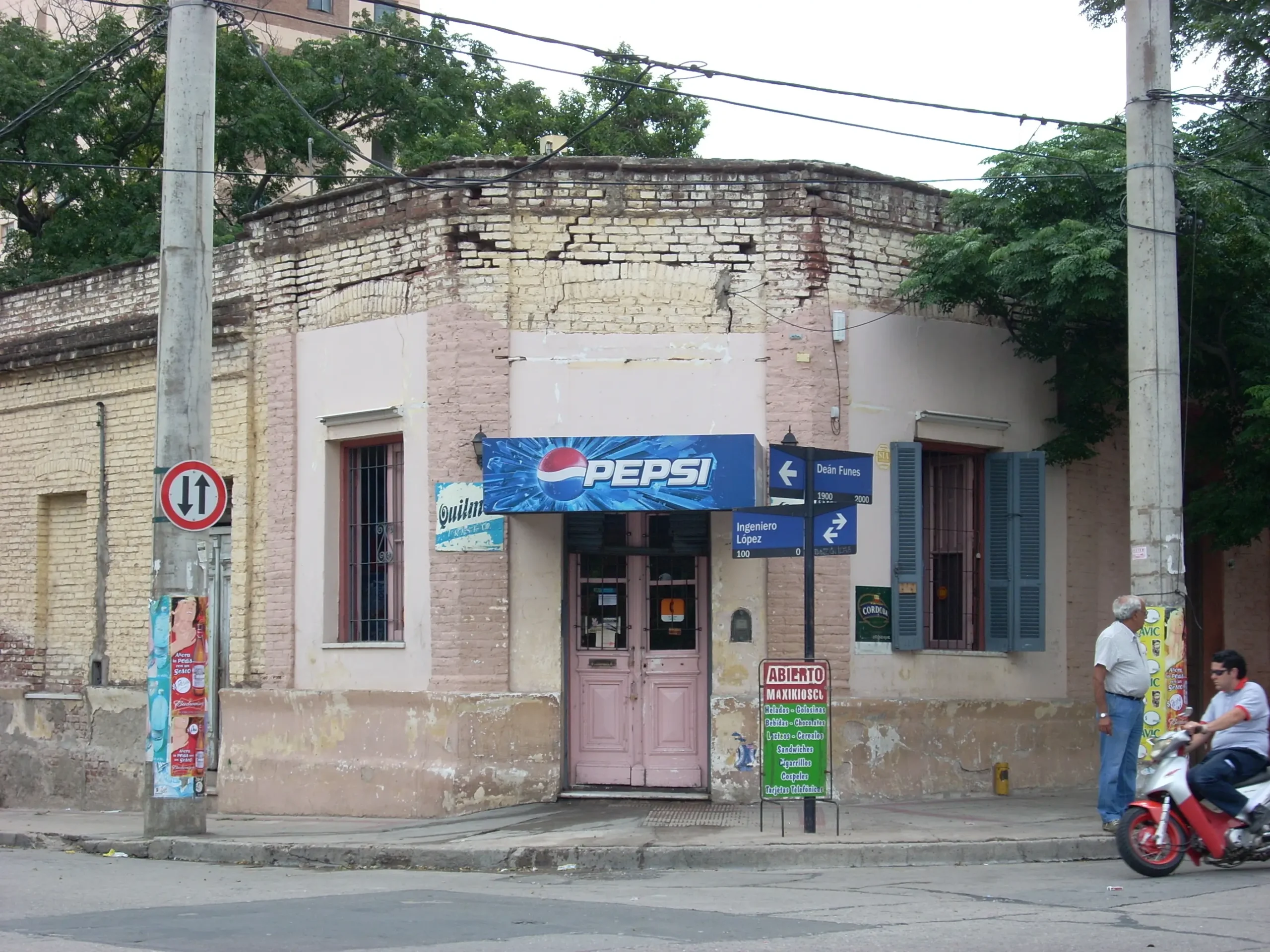 el original imprenta horario barrio alberdi - Cuándo se fundó el barrio Alberdi