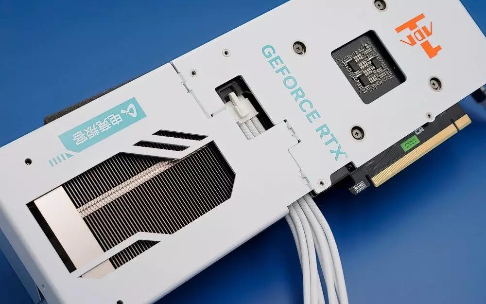 como saber si una placa grafica requiere alimentacion externa - Qué fuente de alimentación necesito para una RTX 3060