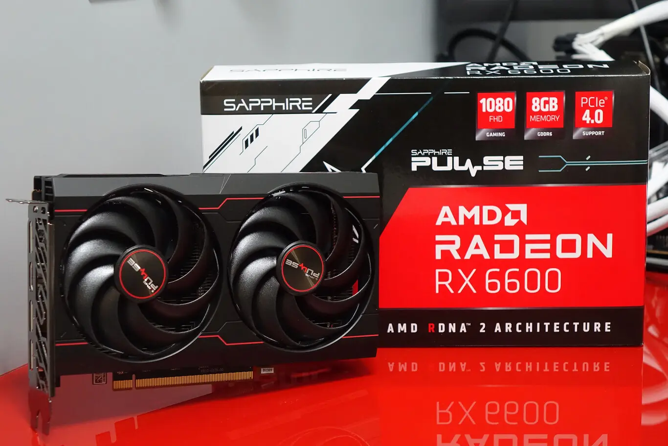 cual es la ultima tarjeta grafica de amd - Qué gama es la RX 7800 XT