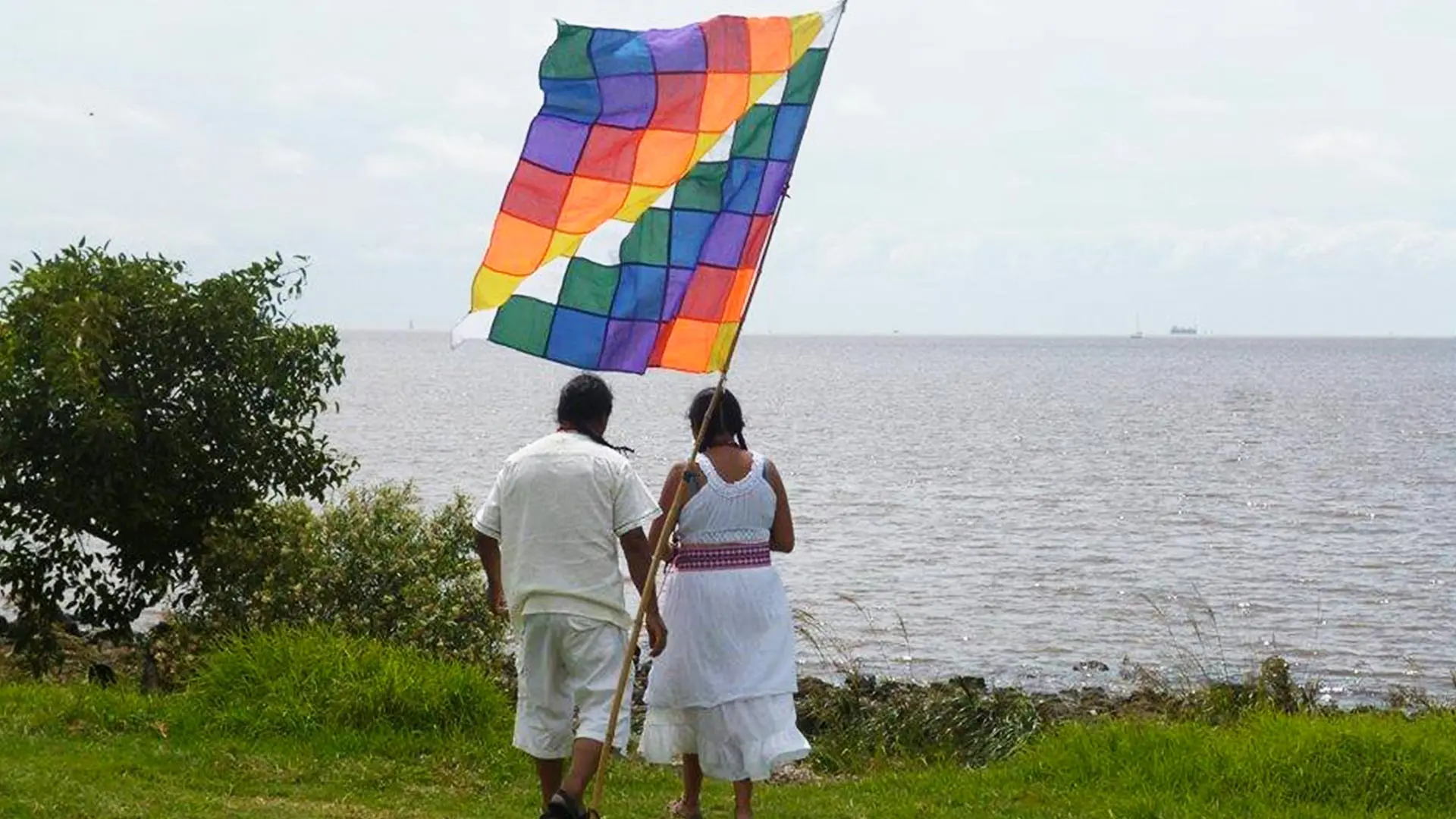 bandera whipala en imprenta mayuscula - Qué significa la wifala