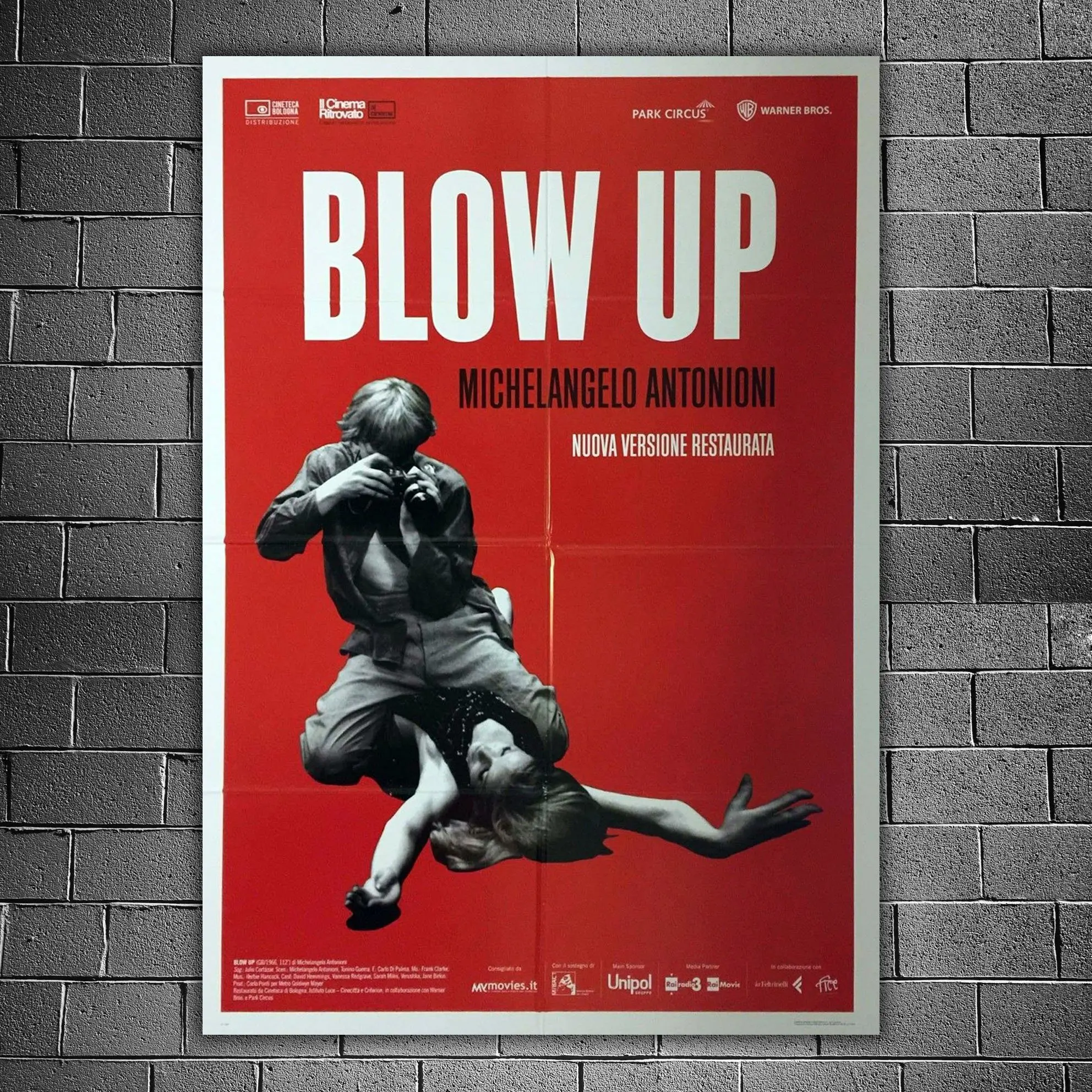 blow up publicidad grafica - Quién es el propietario de Blow Up Media